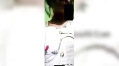 Girl shows boobs on video call