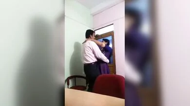Government officer licked his colleague’s pussy in the office