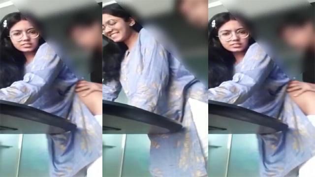 Horny Teacher Showing And Hard Fucked Video