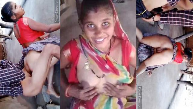 Horny Village Bhabhi Gets Fucked By Dudhwala Outdoor